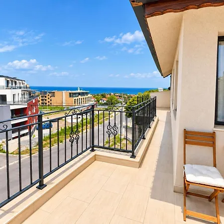 Apartament Sea-view 1br Near Dentaprime W/ Free Parking Warna