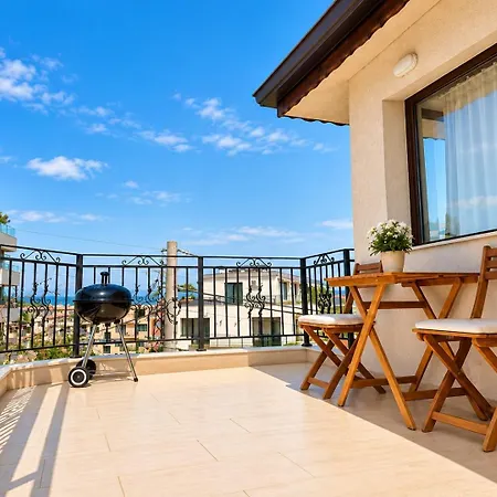 Apartament Sea-view 1br Near Dentaprime W/ Free Parking Warna